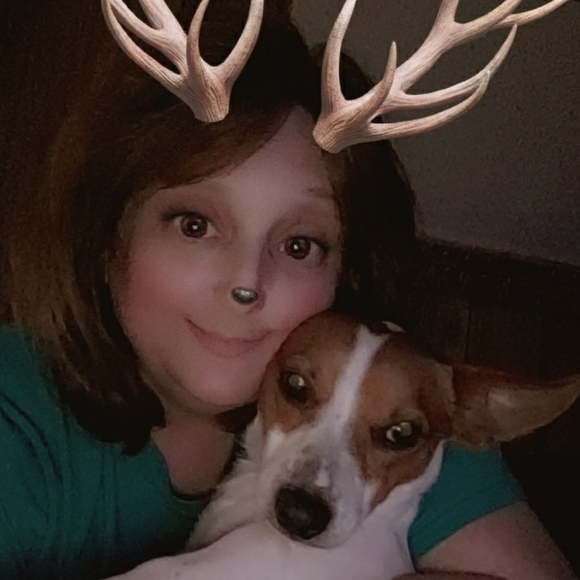 Meet your Posher, Carla - Picture 2 of 2